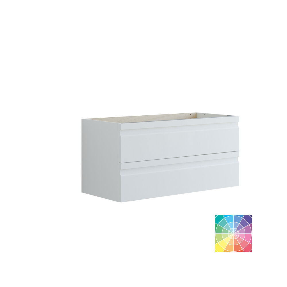 Suuri kylpyhuone inspiroi harmaalla turhamaisuuskaapilla, jossa on integroitu kahva, tyylikäs sivulle asennettu pesuallas, neliön muotoinen peili pyöristetyillä kulmilla, betonin näköiset seinät ja raaka-aineet urbaanin ilmeen luomiseksi.