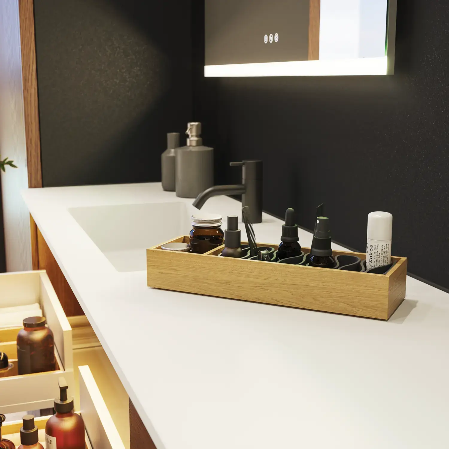 Suuri kylpyhuoneen inspiraatio, jossa pesuallaskaapit ja ruskeat tammipaneelit, erillinen kylpyamme, ja nelikulmaiset valaistut peilit, elegantti kaksoispesuallas luo modernin ja symmetrisen ilmeen