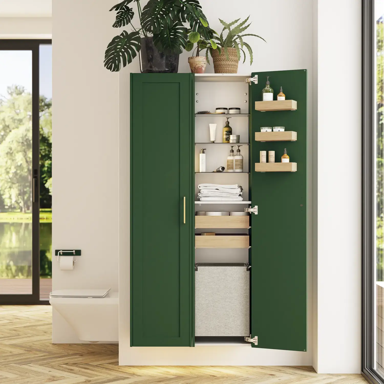 Suuri vihreä kylpyhuone, jossa allaskaappi, soikea peili kultaisella reunalla ja kauniit kehykselliset ovet