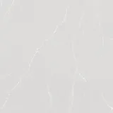 Silestone®-työtaso sävyssä Desert Silver – vaaleanharmaa kvartsipinta hienostuneilla juovilla. Kaunis valinta, joka yhdistää luonnollisen ilmeen ja kestävän pinnan.