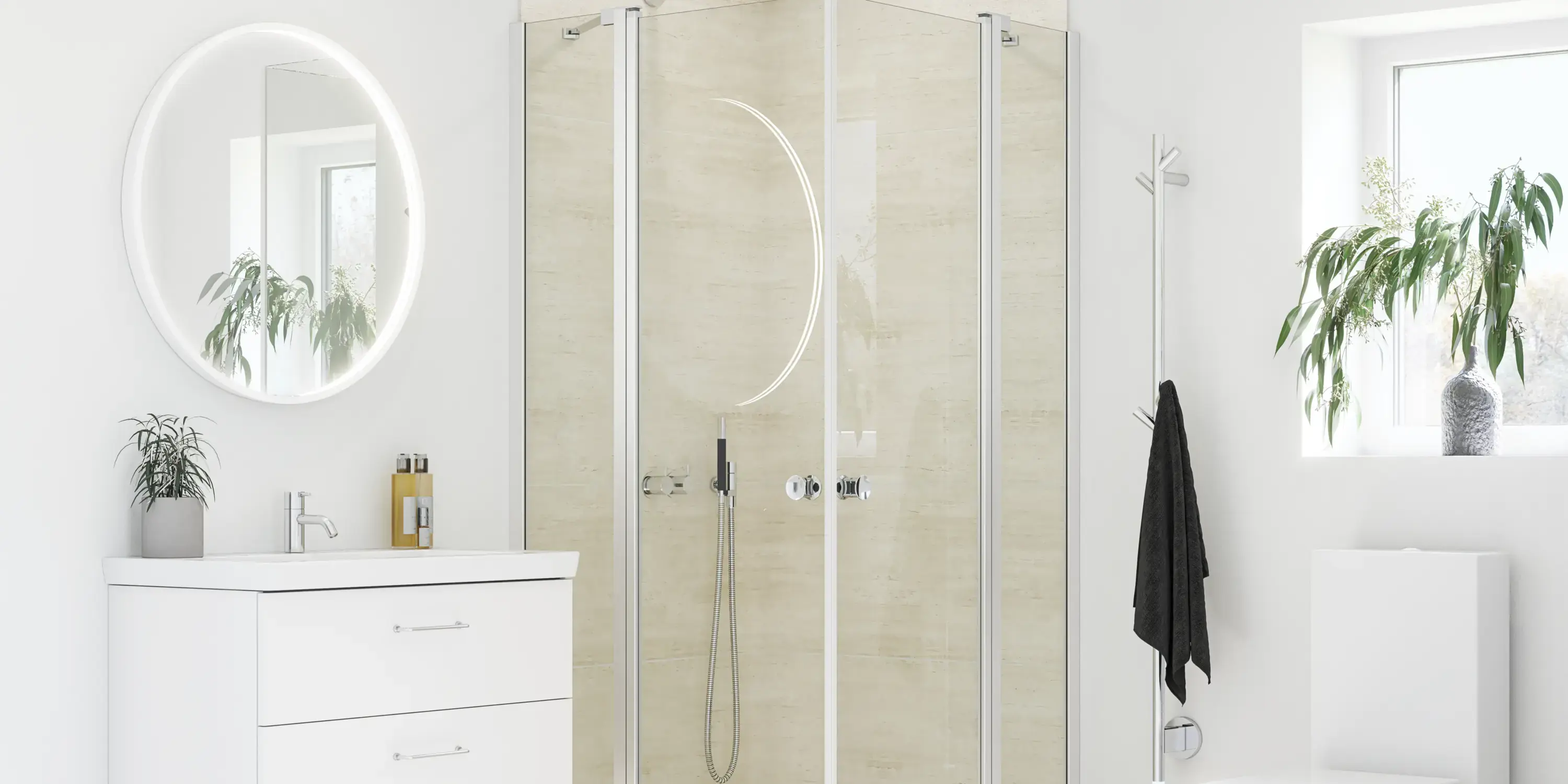 Kylpyhuoneinspiraatiota suihkuseinäkiinnistä kiinteillä suihkuseinämillä, kääntöovet kirkasta lasia ja profiilit satiinista, tyylikäs sähköinen pyyhekuivain, joka valkoisilla seinillä ja vaaleilla lattioilla antaa valoisan ja modernin ilmeen.