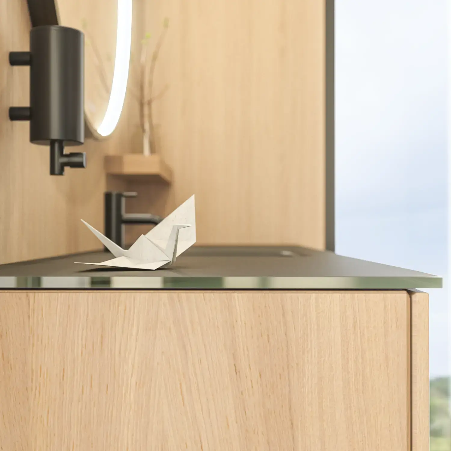 Tyylikäs kylpyhuone skandinaavisella ja japandi-tyylillä, vaaleat puuseinät, pyöreä peili ja minimalistiset kylpyhuonekalusteet.